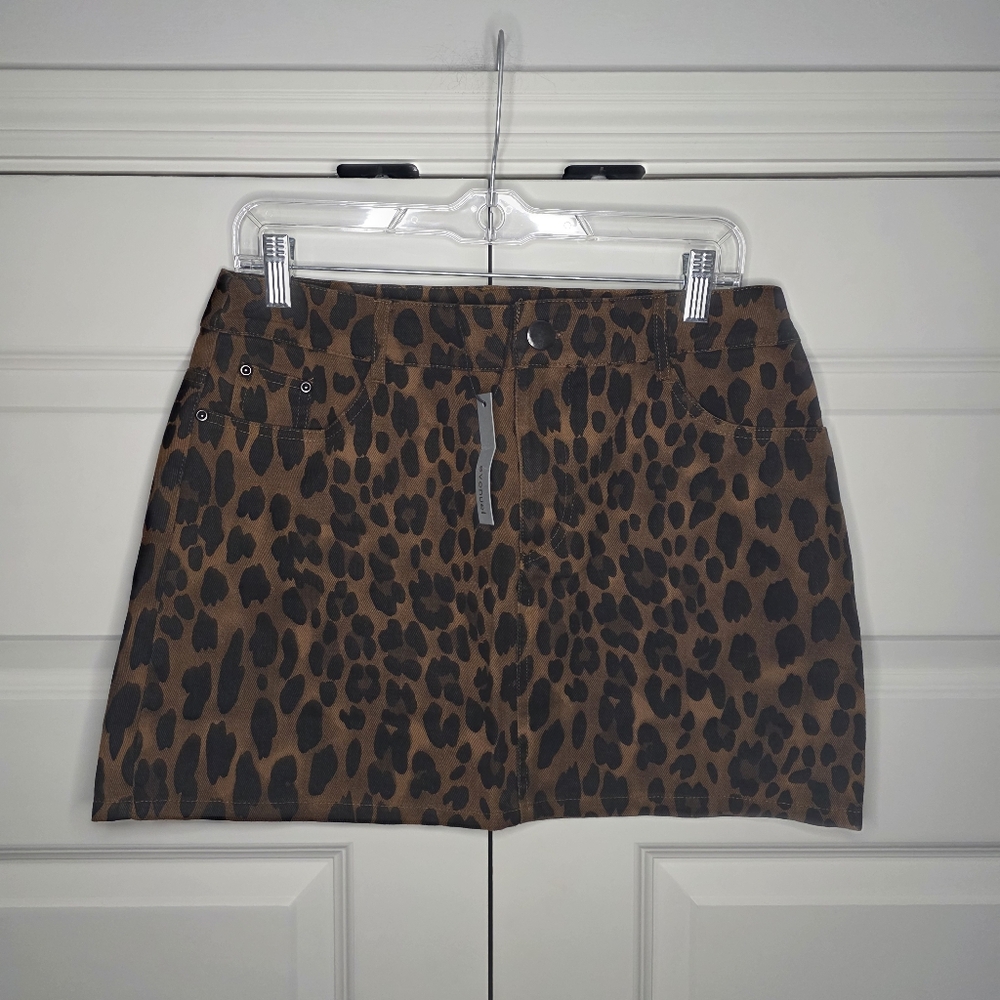 NWT Evenuel Large Womens Brown and Black Cheetah Print Mini Skirt